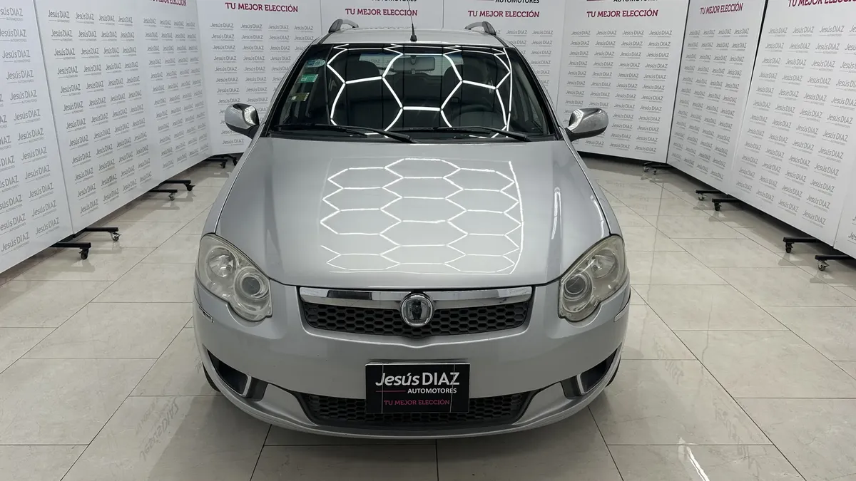 Fiat Palio Weekend Attractive