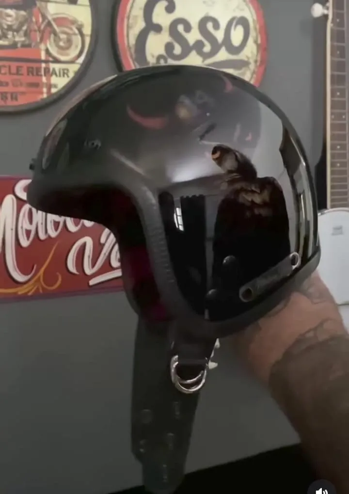 Custom Retro Helmet4317065604661350410
