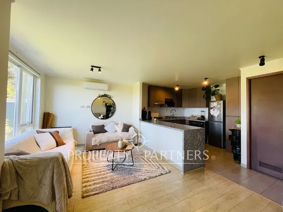 Se Vende Moderna Casa Estilo Townhouse Dentro De C...