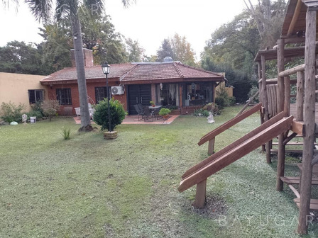 Casa En Venta En Barrio Robles Del Monarca - Pilar Casa En Venta En Barrio Robles Del Monarca - Pilar