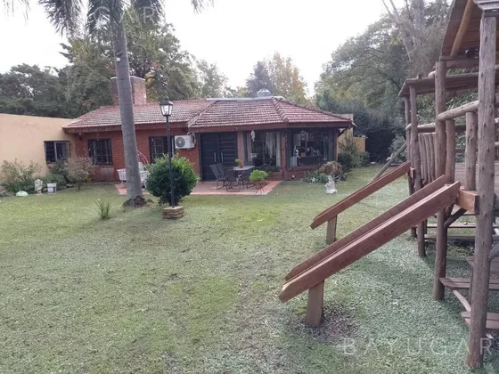 Casa En Venta En Barrio Robles Del Monarca - Pilar