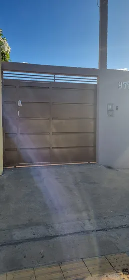  Oportunidade Imperdível! Casa Com 2 Suítes À Venda