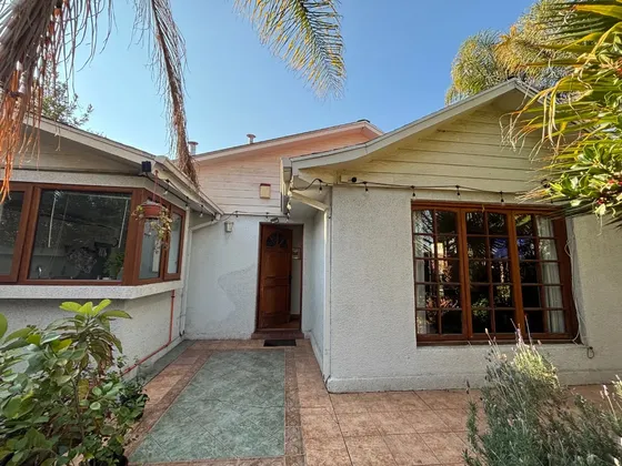 Hermosa Casa En Venta Villa Macul + Depto Interior