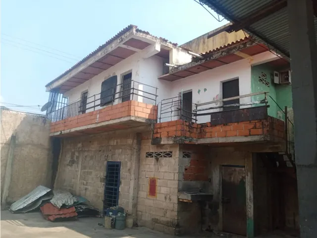 Venta Galpon Tocuyito Z24-01