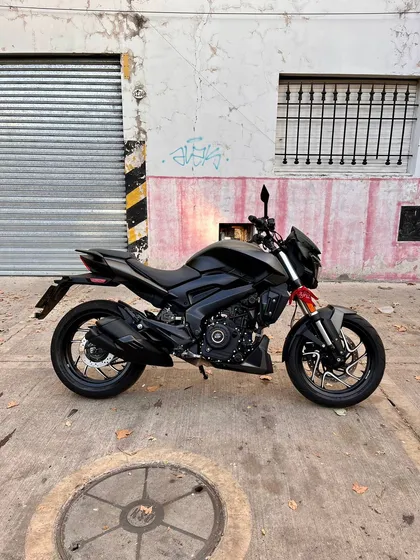 Dominar 400