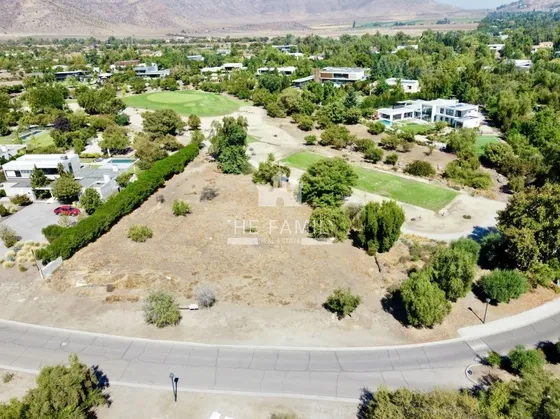 Oportunidad. Terreno En Venta Borde Cancha