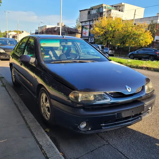 Renault Laguna 2 2.0 Rxe Cuero