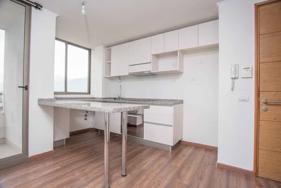 Edificio Av. Quilín (1 Est. 1 Bod.) Vista Norponiente Piso