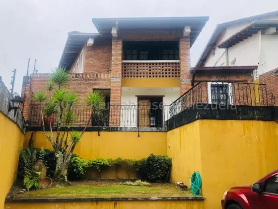 Leandro Manzano Casa En Venta,el Hatillo Mls #27-2110