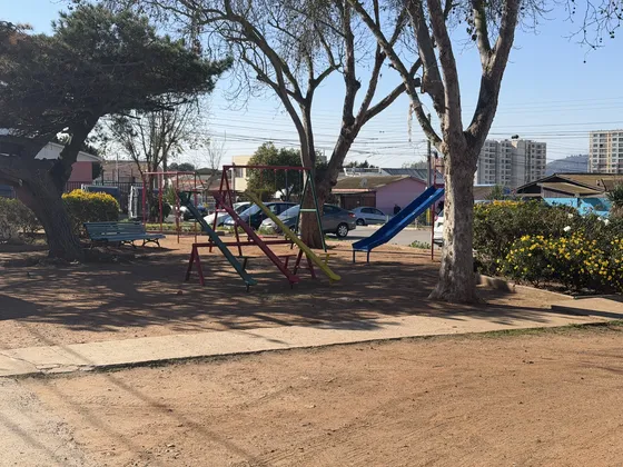 ¡oportunidad De Precio! Se Vende Casa Gómez Carreño, Viña