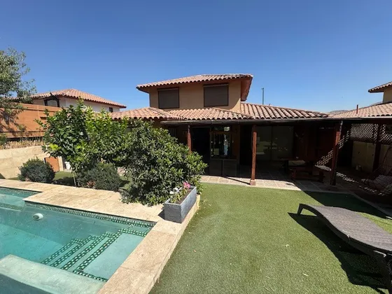 Preciosa Casa Amoblada