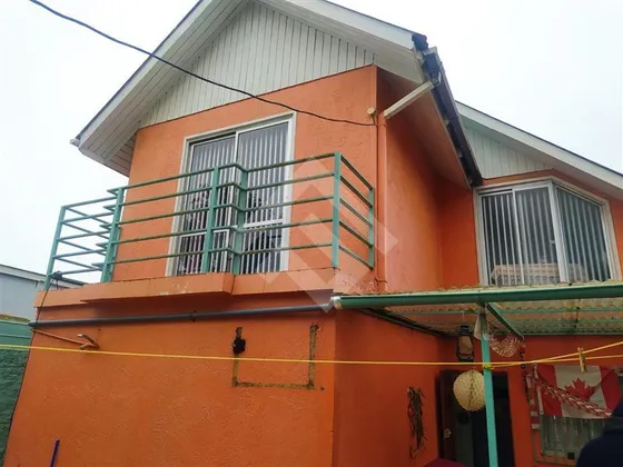 Casa En Venta De 5 Dorm. En Viña Del Mar