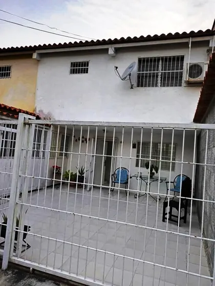 Venta De Casa Urb. La Llovizna, Sector La Entrada, Naguanagua