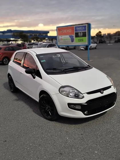 Fiat Punto 1.4 Attractive Pack Top Uconnect