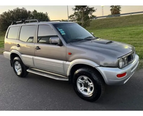 Nissan Terrano Ii 2.7 I