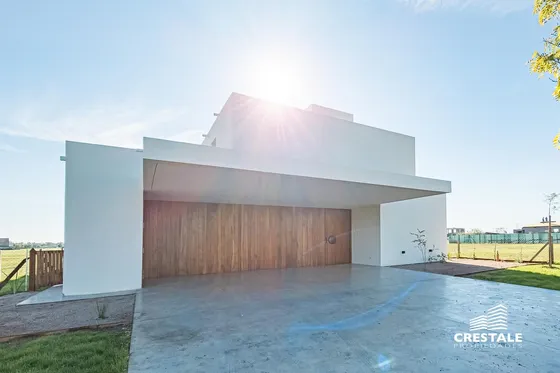 Venta Casa 4 Dormitorios Vida Barrio Privado