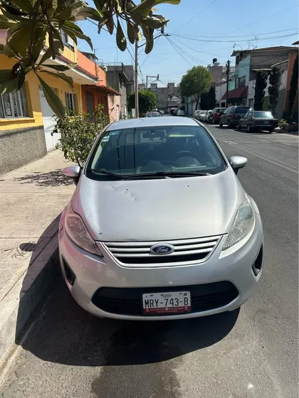 Ford Fiesta 1.6 S Sedan At