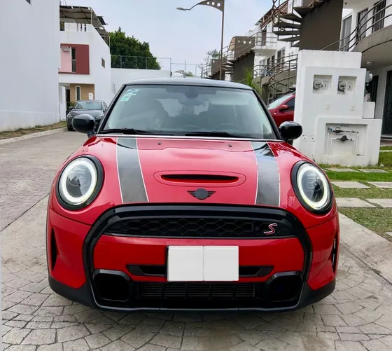 Mini Cooper S Essential 2.0 Chili Mt
