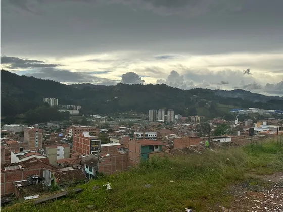 Lote Urbano Sector Centro Plaza Los Rincón Hurtado, Guarne