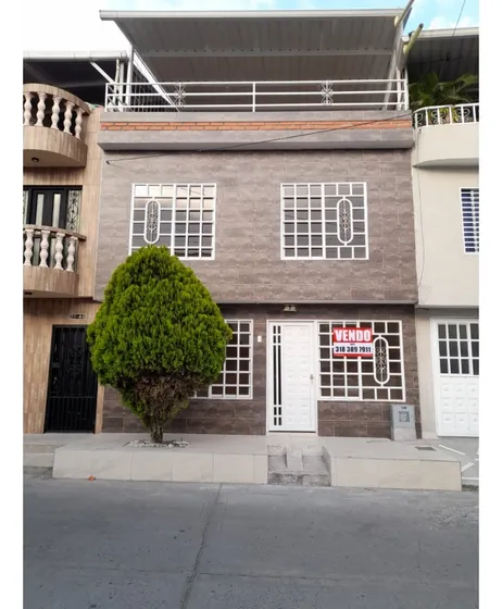 Barrio Fátima - Casa Con Terraza Remodelada En Venta Palmira Valle