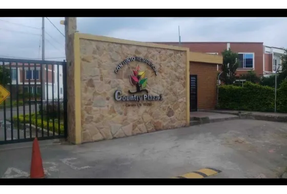 Vendo Casa En Jamundi Conjunto Residencial Contry Plaza Lote 212 M²