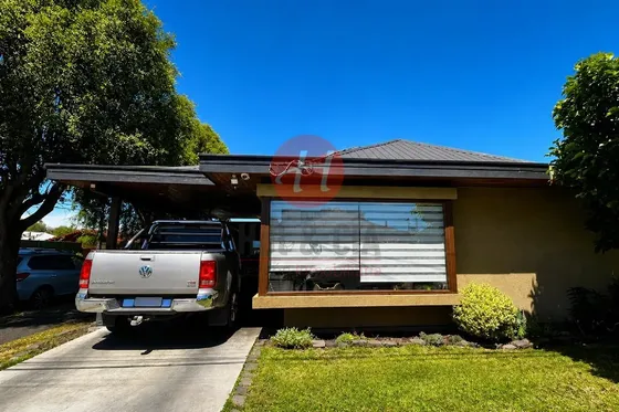 Casa En Venta De 4 Dorm. En Temuco