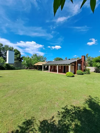 Casa Quinta En Francisco Alvarez Baja Km 44 A 100 Metros De La Autopista