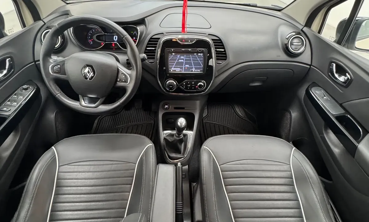 Renault Captur 2.0 Intens Manual563775981507717128