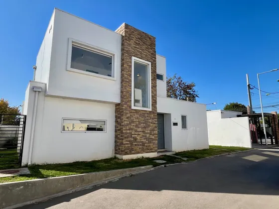 Últimas Unidades! Casas Con Excelente Ubicación En Peñaflor