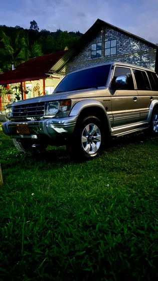 Mitsubishi Montero 3.0 V43 Wagon