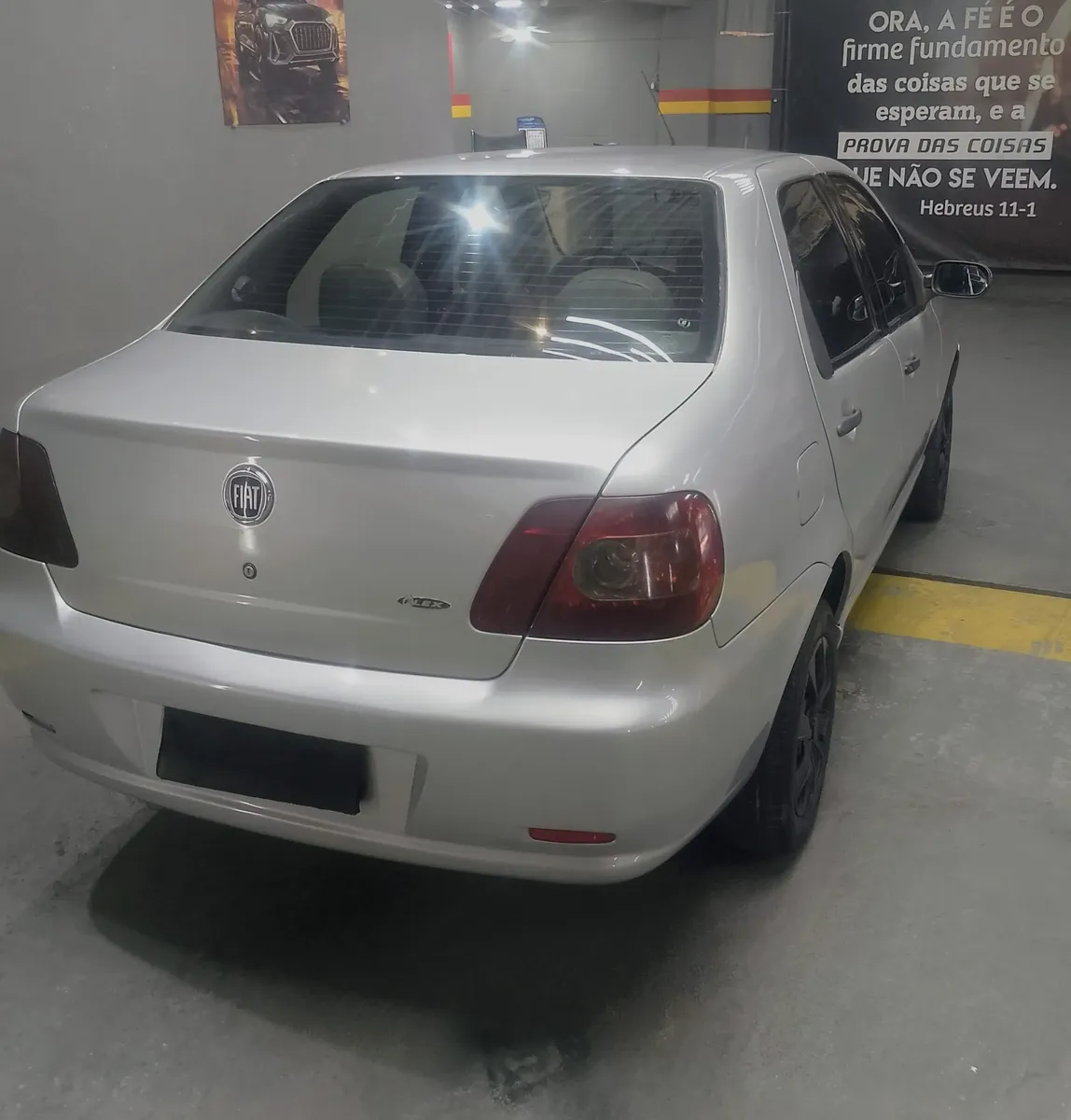 Fiat Siena 2007 1.0 Fire Celebration Flex 4p — foto 4