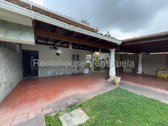 Casa En Venta En San Antonio De Los Altos, La Rosaleda Sur Yg 25-23259