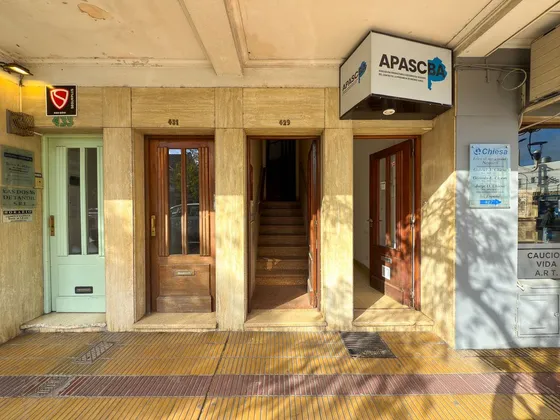 Venta Departamento Centrico Sobre Avenida Tandil