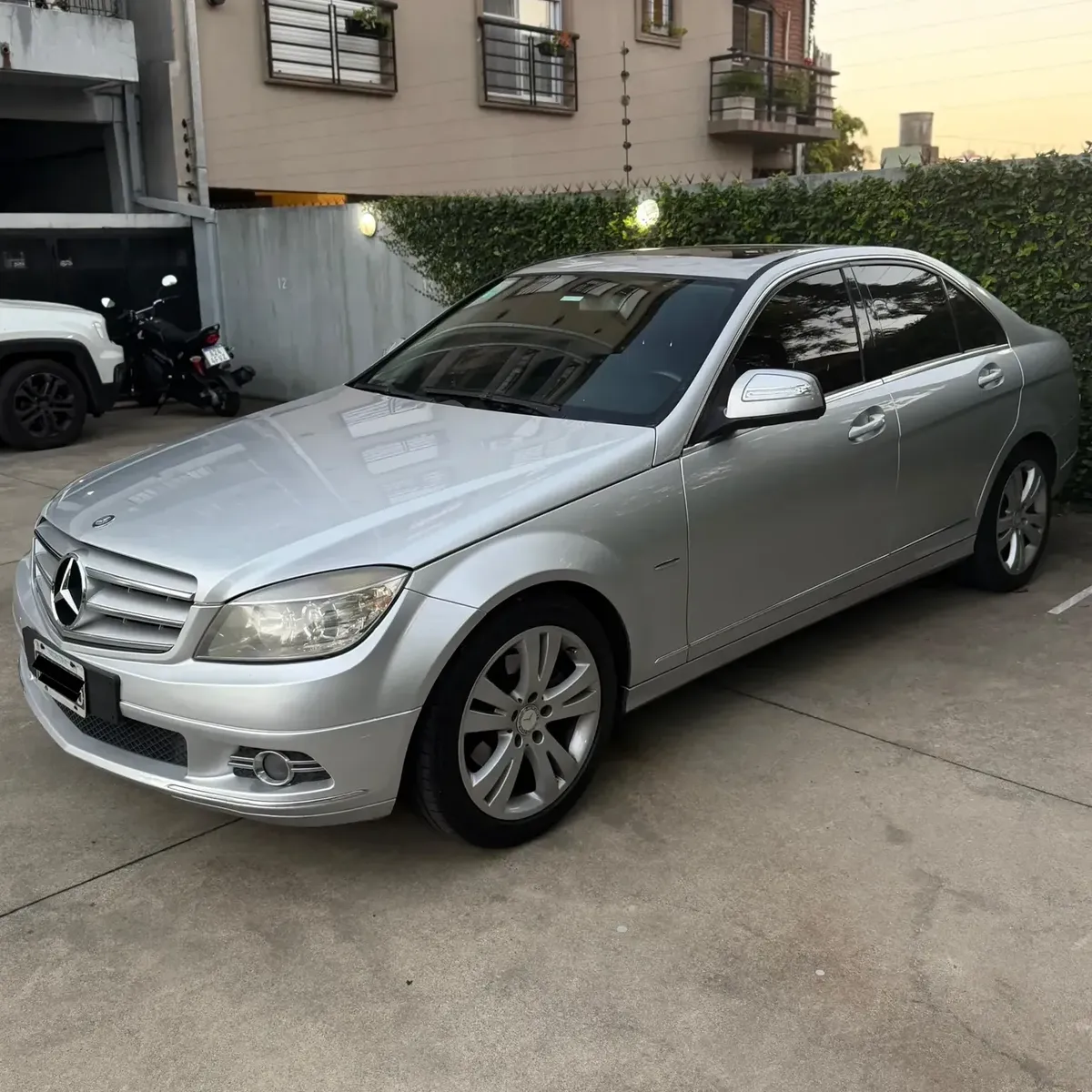 Mercedes-Benz C-Class C200 Kompressor Avantgarde Manual
