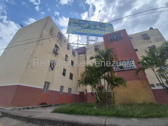 Maritza Lucena Tiene Lindo Y Cómodo Apartamento En Alquiler, Amoblado, Al Este De Barquisimeto, Gas Directo, Amplias Habitaciones, Área De Servicio.