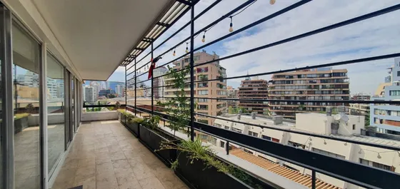 Departamento En Venta Isidora Goyenechea / El Golf