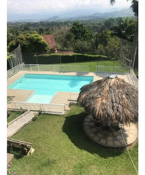 Venta De Casa Campestre En Santagueda, Palestina | Casa De Lujo