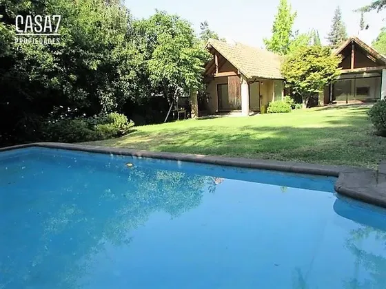 Casa En Venta En Lo Barnechea