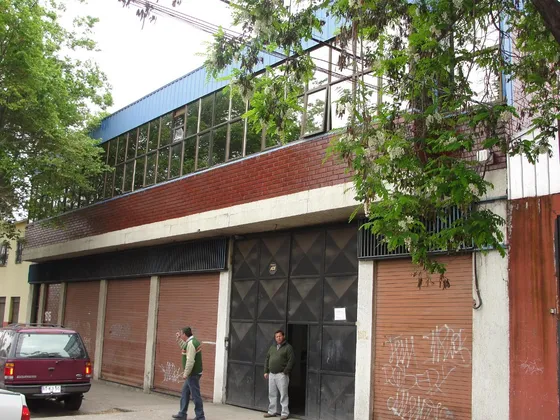 Bodega Y Local Comercial Santiago