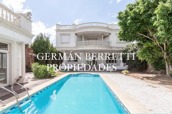 Casa  En Venta Ubicado En Banfield, Zona Sur