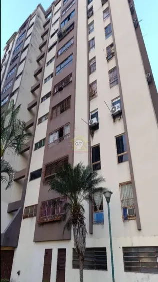 Apartamento En Venta En Las Quintas De Naguanagua. 3h 2b 1pe. Precio Negociable. Solo Clientes. Lm