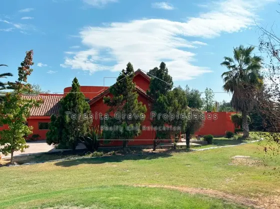Espectacular Casa En Parcela De 7.800 M2 Calera De Tango 