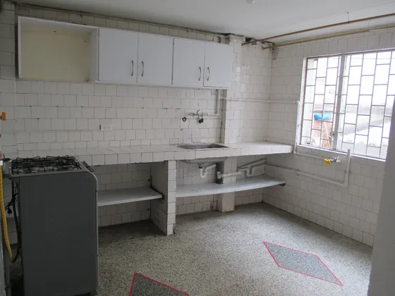 Arriendo Apartamento Santa Matilde 3 Alcobas Baño Exterior Esquinero Iluminado Bogotá Colombia