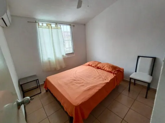 Casa De 3 Recamaras Fraccionamiento Los Arcos R.a