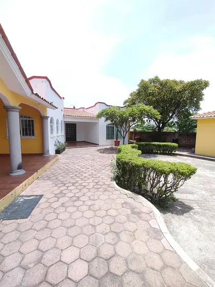 Casa En Venta En Oacalco, Yautepec, Morelos