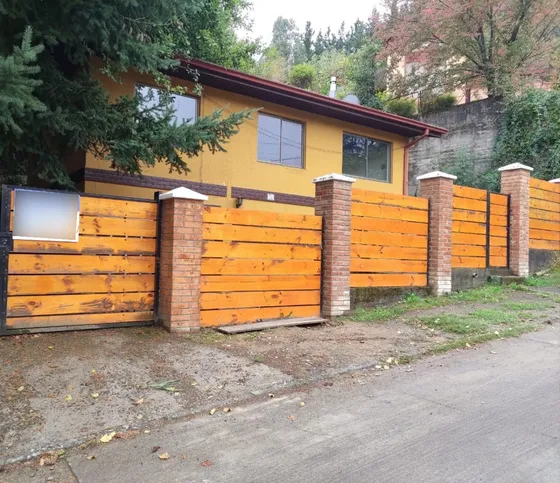 Amplio Terreno En Colón 436 M2 Y Casa Sólida En Chiguayante
