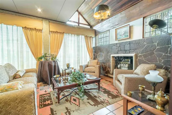 Casa En Venta De 3 Dorm. En Ñuñoa