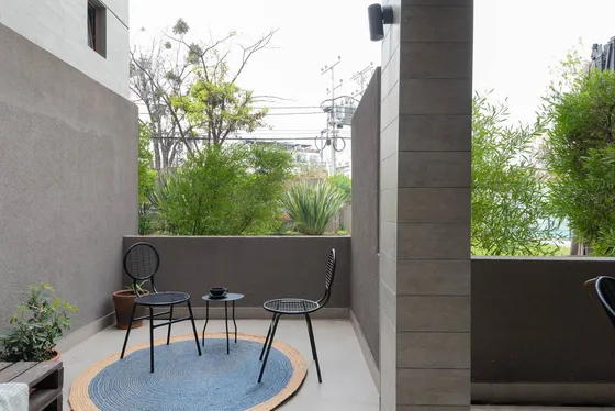 Amplia Terraza En Primer Piso