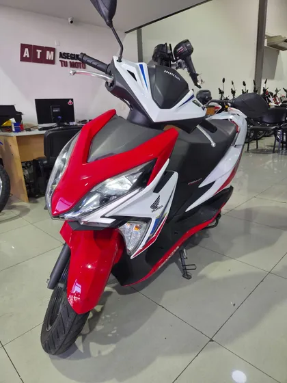 Honda Elite Tricolor Excelente Estado! Unico Dueño!
