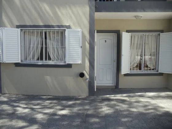 Duplex En Alquiler, San Juan 1923 Número 3. Disponible Todo El Año.